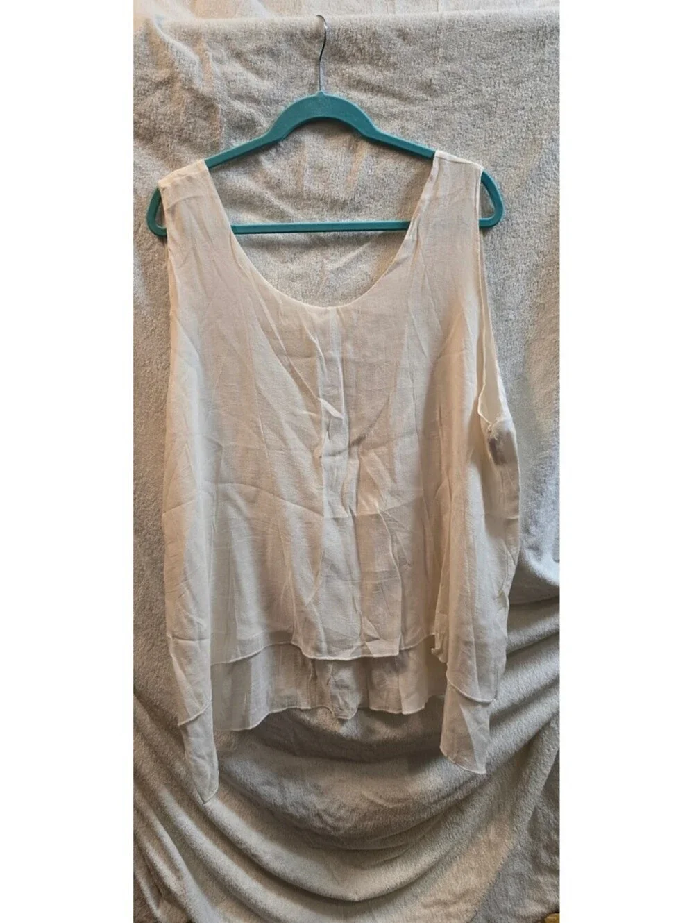 2 New Womens Tank Top Sz 22-24 Cream Dressy And Black with Sparkly